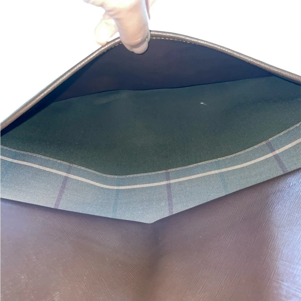 Burberry’s Vintage Beige Canvas Clutch Bag